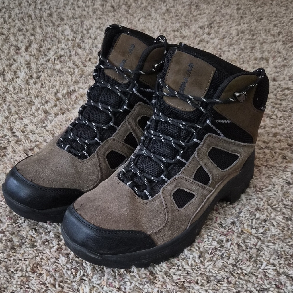Sturdy Everest Men's Outdoor Boots - Black and Brown